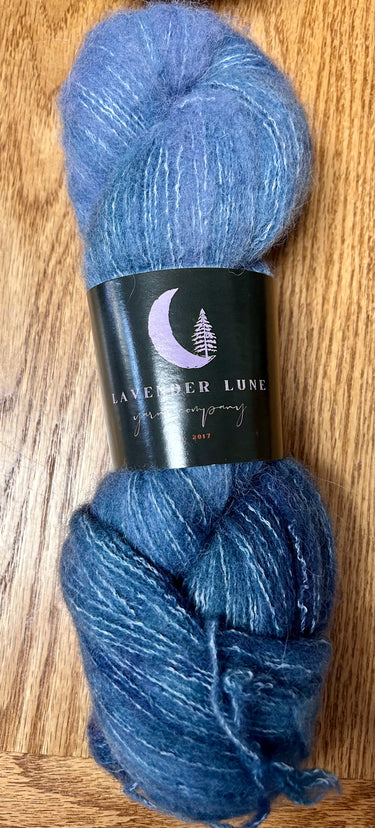 Cotton Fluff-Lavender Lun yarn company