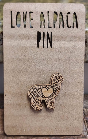 LOVE Alpaca Pin